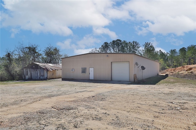2071 County Road 63, Tuskegee, AL 36083 - view of pole building featuring dirt driveway