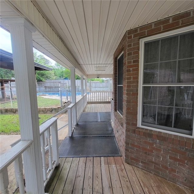 2521 28th Ave, Lanett, AL 36863 - view of deck