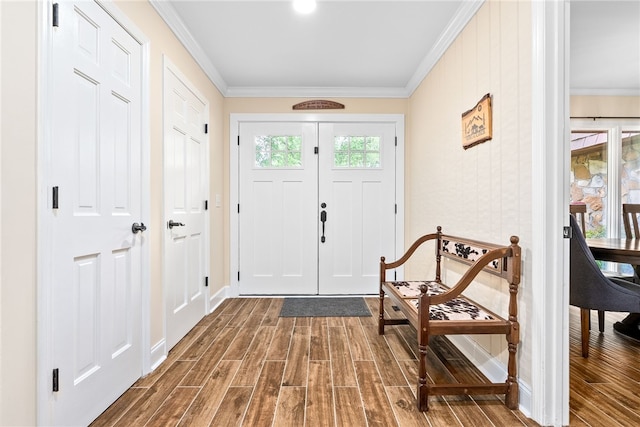 601 Overlook Dr, Opelika, AL 36801 - foyer with dark wood finished floors, baseboards, and crown molding