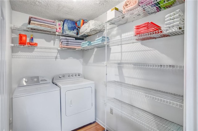 162 E University Dr Unit I201, Auburn, AL 36832 - laundry room featuring washer and clothes dryer