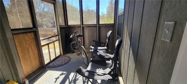 view of sunroom / solarium