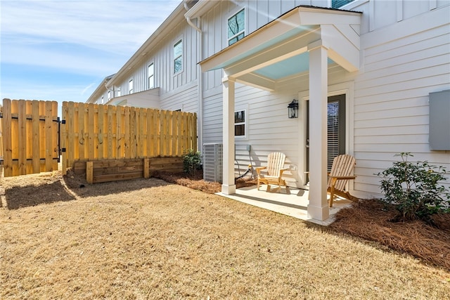 view of yard with fence and a patio area