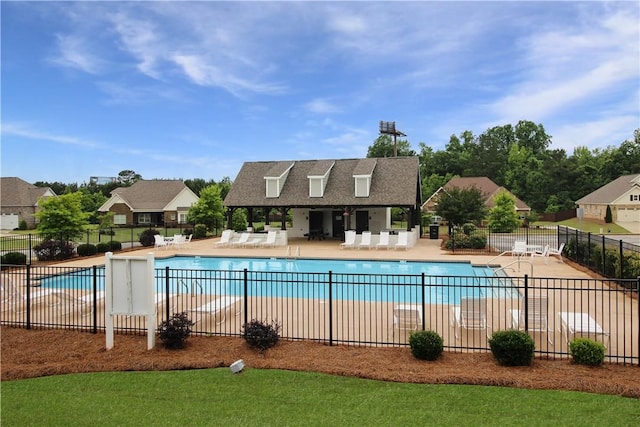 518 High Dr, Opelika, AL 36804 - community pool with a patio area