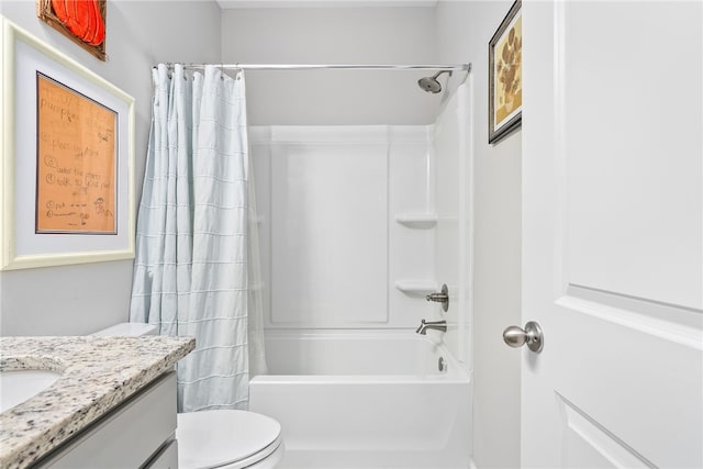 full bath with shower / bathtub combination with curtain, vanity, and toilet