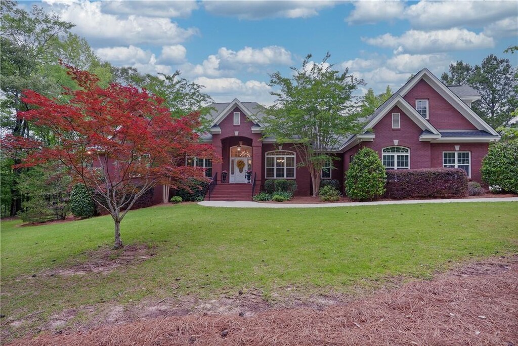 2100 Evans Dr, Opelika, AL 36801 - view of front of house with a front lawn