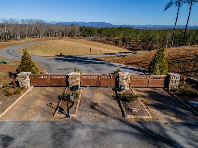 Listing photo 3 for 121 High River Xing, Ellijay GA 30540