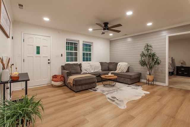68 Phillips Crk, Andrews, NC 28901 - living area featuring light wood-style flooring, ceiling fan, and recessed lighting