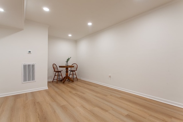 68 Phillips Crk, Andrews, NC 28901 - empty room featuring light wood-type flooring, recessed lighting, baseboards, and crown molding