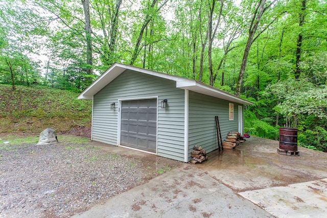 68 Phillips Crk, Andrews, NC 28901 - detached garage with driveway and a wooded view