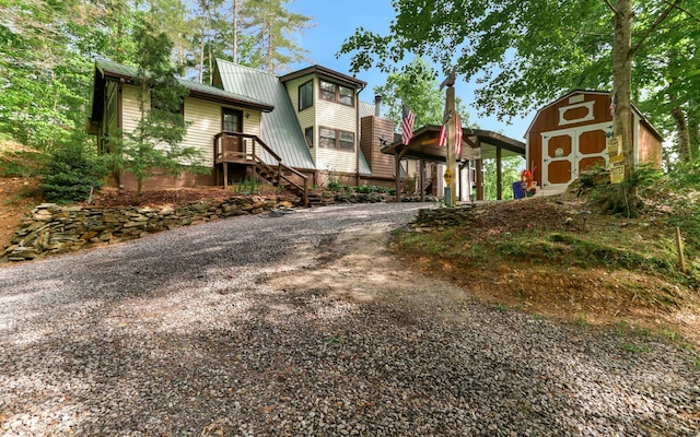 515 Laurel Cove Rd, Murphy, NC 28906 - view of front of home with metal roof and driveway