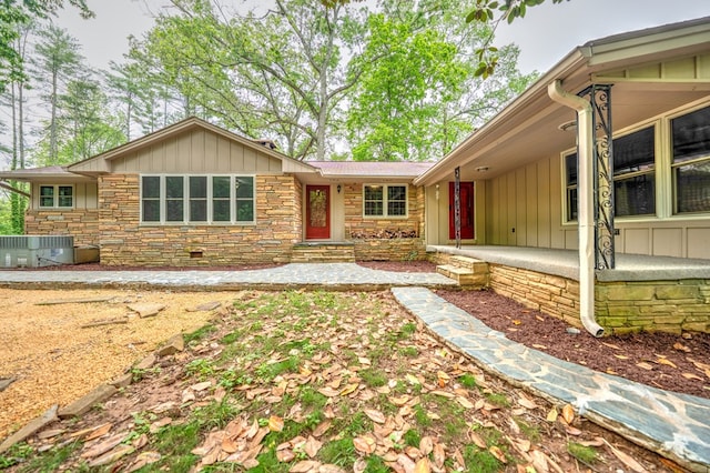 241 Boulevard St, Murphy, NC 28906 - single story home featuring board and batten siding, stone siding, and central AC unit