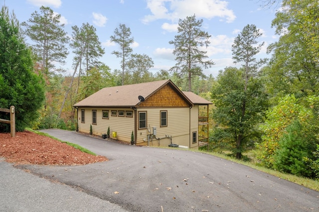 view of property exterior