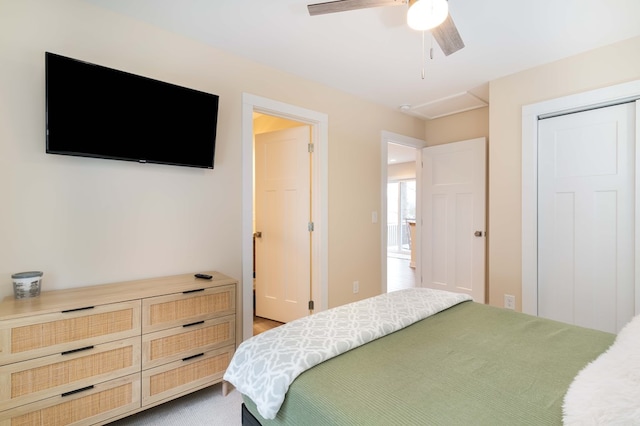 bedroom featuring a closet and ceiling fan