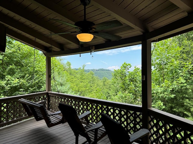 deck with ceiling fan