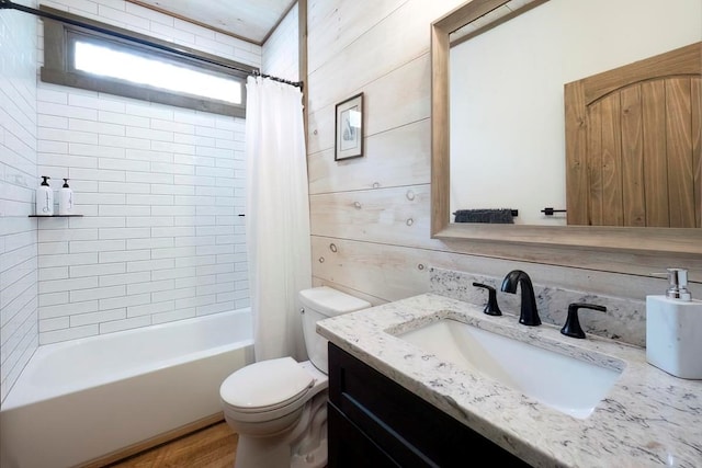 1085 Dills Rd, Blue Ridge, GA 30513 - full bath with toilet, vanity, and shower / bathtub combination with curtain