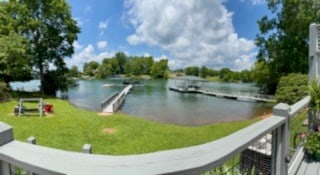 209B N Berrong St, Hiawassee, GA 30546 - water view