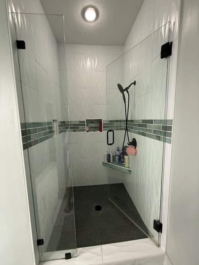 209B N Berrong St, Hiawassee, GA 30546 - full bath featuring a shower stall