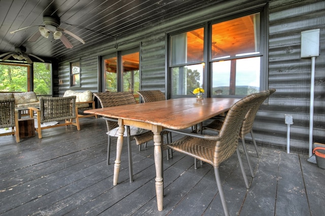 deck featuring ceiling fan