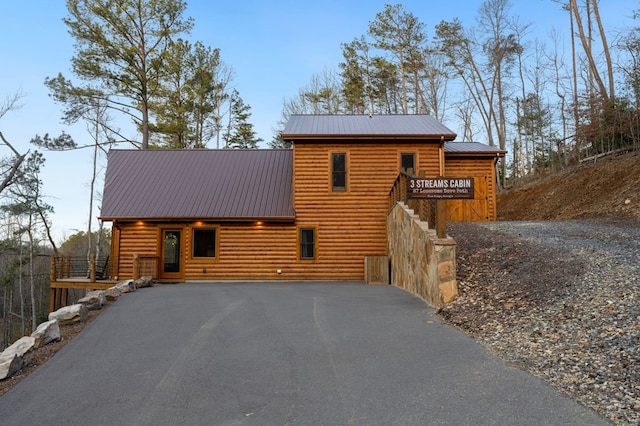 87 Lonesome Dove Path, Blue Ridge, GA 30513 - chalet / cabin with driveway and metal roof