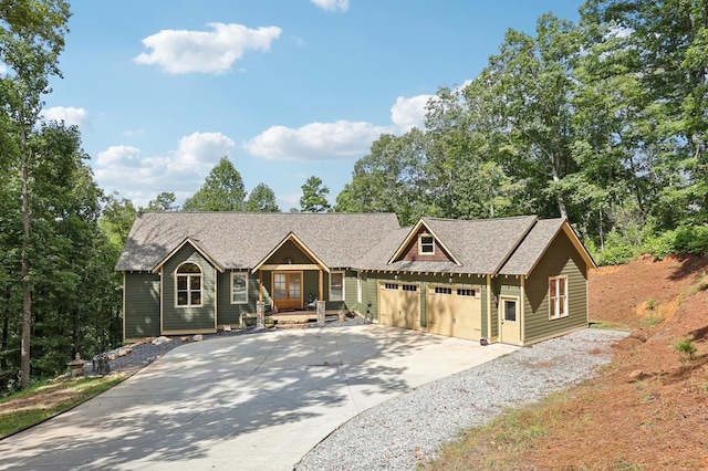 view of front facade featuring a garage