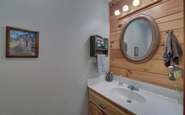 530 Bear Paw Church Rd, Murphy, NC 28906 - bathroom featuring a textured wall and vanity