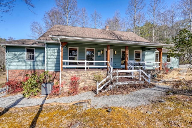 view of front of house featuring covered porch