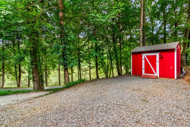 view of yard with an outdoor fire pit