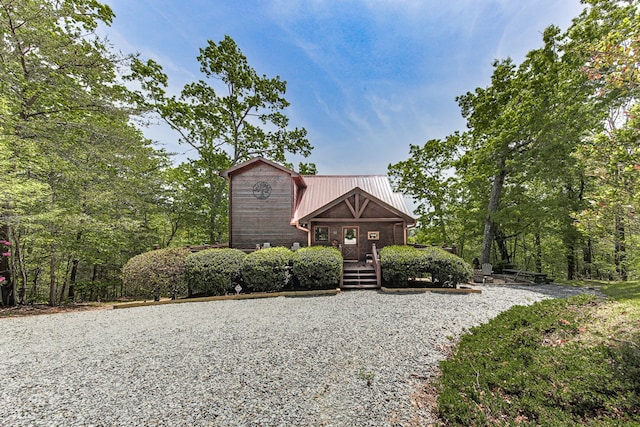 view of front of property