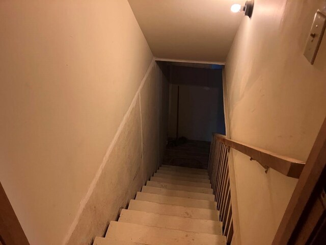 147 Holly Ridge Ln, Murphy, NC 28906 - view of stairway