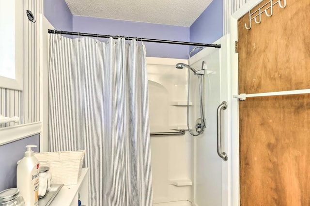 34 Clover Ln, Murphy, NC 28906 - full bathroom with a shower with shower curtain and a textured ceiling