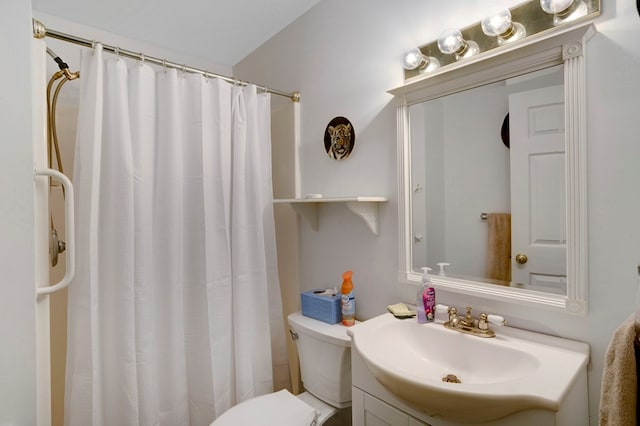 249 Chatuge Woods Dr, Hayesville, NC 28904 - full bathroom featuring vanity, toilet, and curtained shower