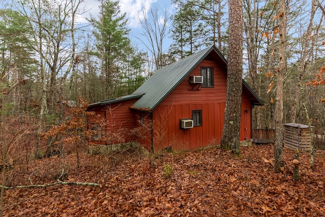 view of home's exterior