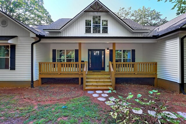 view of front of property with covered porch