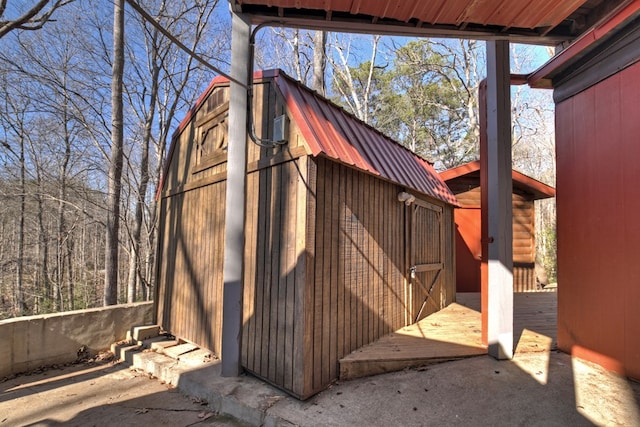 view of outbuilding