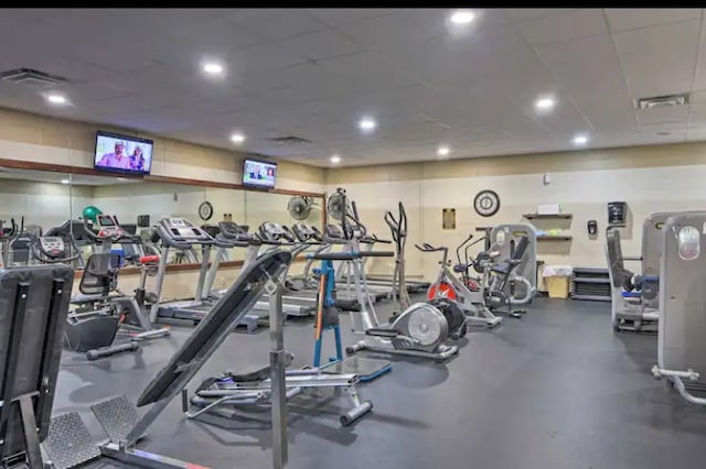 workout area with recessed lighting and visible vents