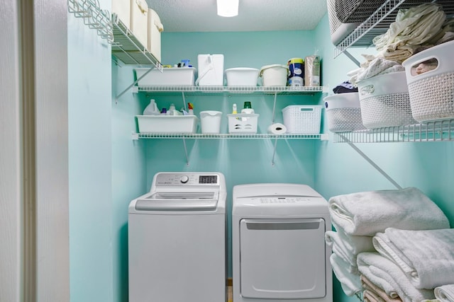 14 Rivendell Dr, Hayesville, NC 28904 - laundry room with washing machine and dryer