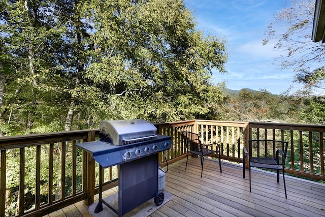 14 Rivendell Dr, Hayesville, NC 28904 - deck featuring grilling area