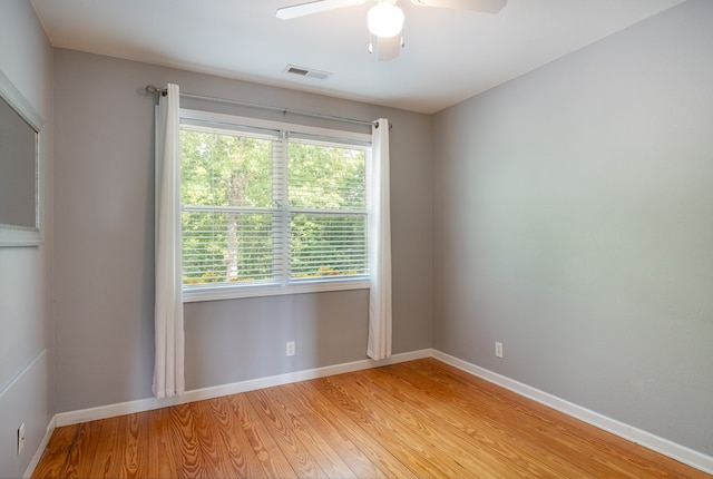 330 Ravens Gap Rd, Murphy, NC 28906 - unfurnished room featuring a ceiling fan and light wood-style flooring