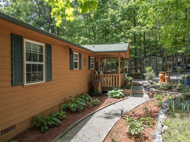 243 Havenwood Ln, Murphy, NC 28906 - view of yard with a storage unit and an outbuilding