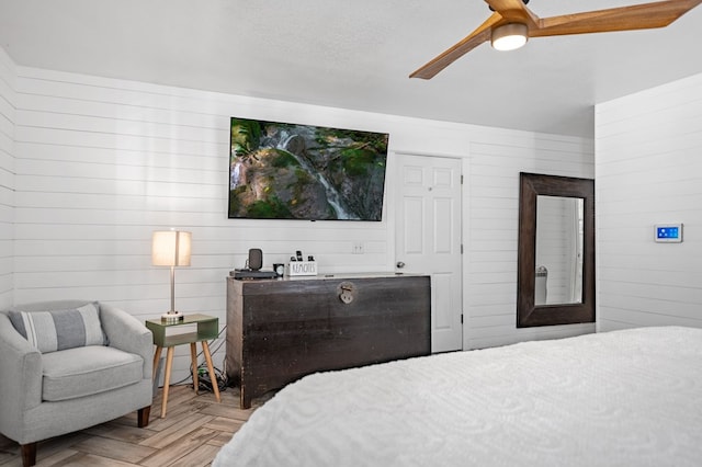 bedroom with a ceiling fan