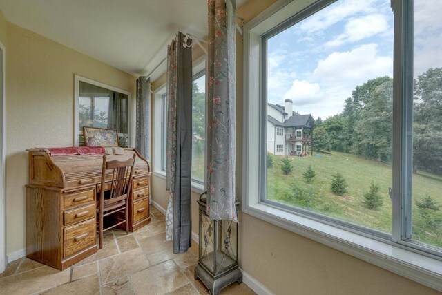 view of sunroom / solarium