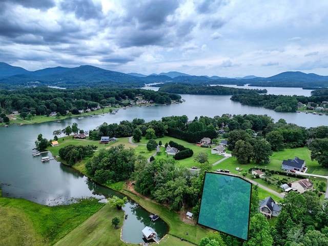 784 Sneaking Creek Dr, Hayesville, NC 28904 - aerial overview of property's location with a water and mountain view and property parcel outlined