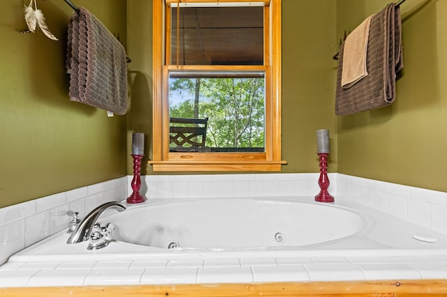 264 Summit St, Ellijay, GA 30540 - bathroom with a tub with jets