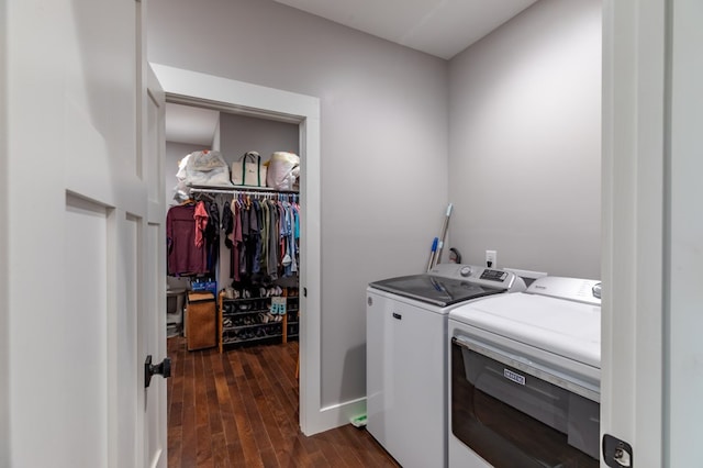 21 Hogue Way, Blairsville, GA 30512 - laundry room featuring separate washer and dryer, laundry area, and dark wood-style floors
