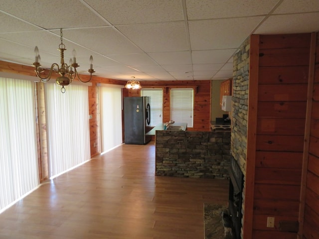 905 Johnson Rd, Hiawassee, GA 30546 - living area featuring a chandelier, a paneled ceiling, and wood finished floors