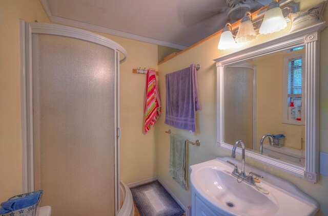 bathroom featuring tile patterned floors, toilet, sink, lofted ceiling, and washing machine and clothes dryer