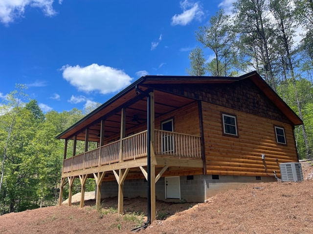 60 Lazy Creek Ln, Murphy, NC 28906 - view of home's exterior with crawl space, log veneer siding, a wooden deck, and a ceiling fan