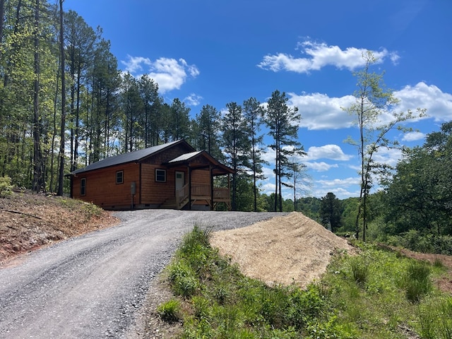 60 Lazy Creek Ln, Murphy, NC 28906 - view of front of home featuring driveway and crawl space