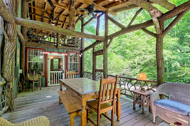 605 W Wildcat, Clarkesville, GA 30523 - sunroom featuring lofted ceiling, a ceiling fan, and outdoor dining space