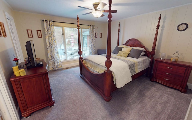 carpeted bedroom featuring ceiling fan